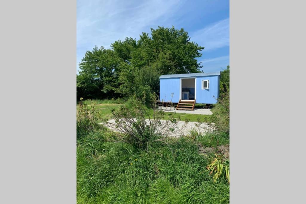 Апартаменты Apple Tree Hut Тенби Экстерьер фото
